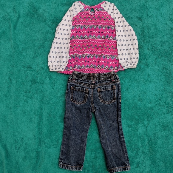 ♦️ B2G1FREE♦️Baby girl long sleeve w/jeans - Picture 3 of 3
